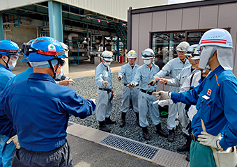 協力会社の朝礼で熱中症を注意喚起